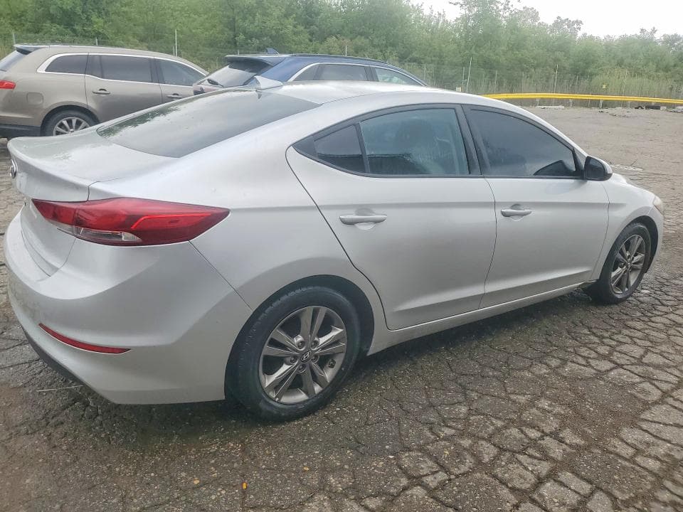 2018 HYUNDAI ELANTRA SEL 3