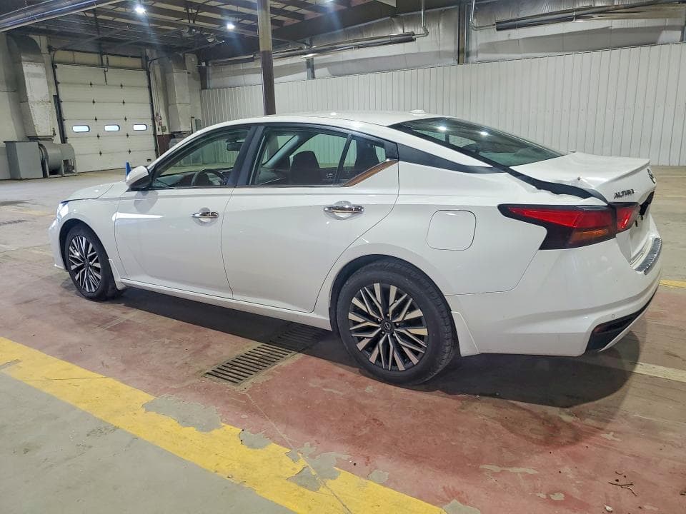 2023 NISSAN ALTIMA SV 2