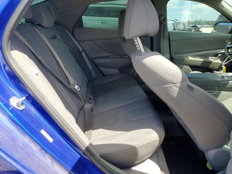2024 HYUNDAI ELANTRA SEL 10