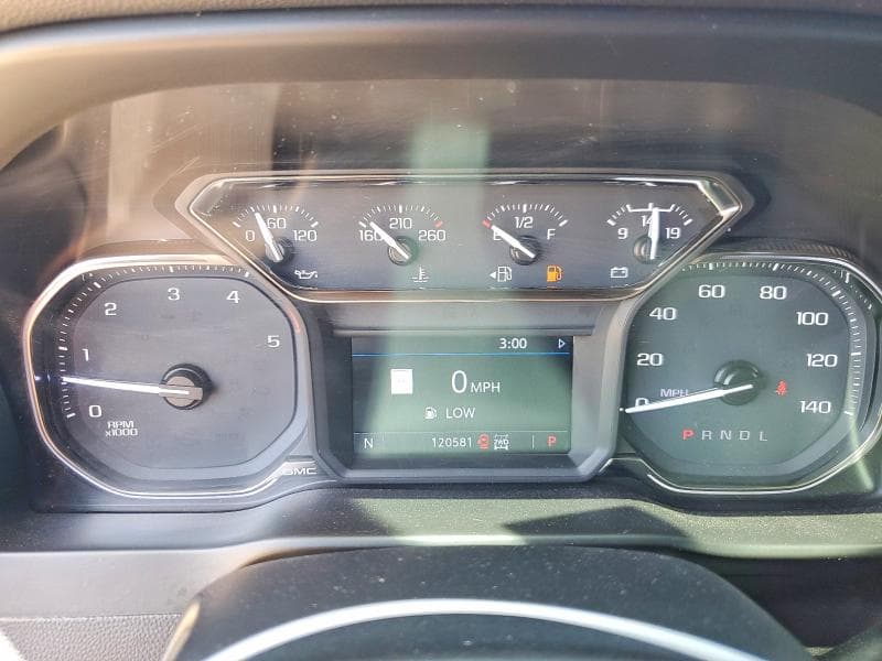 2020 GMC SIERRA K2500 SLT 9