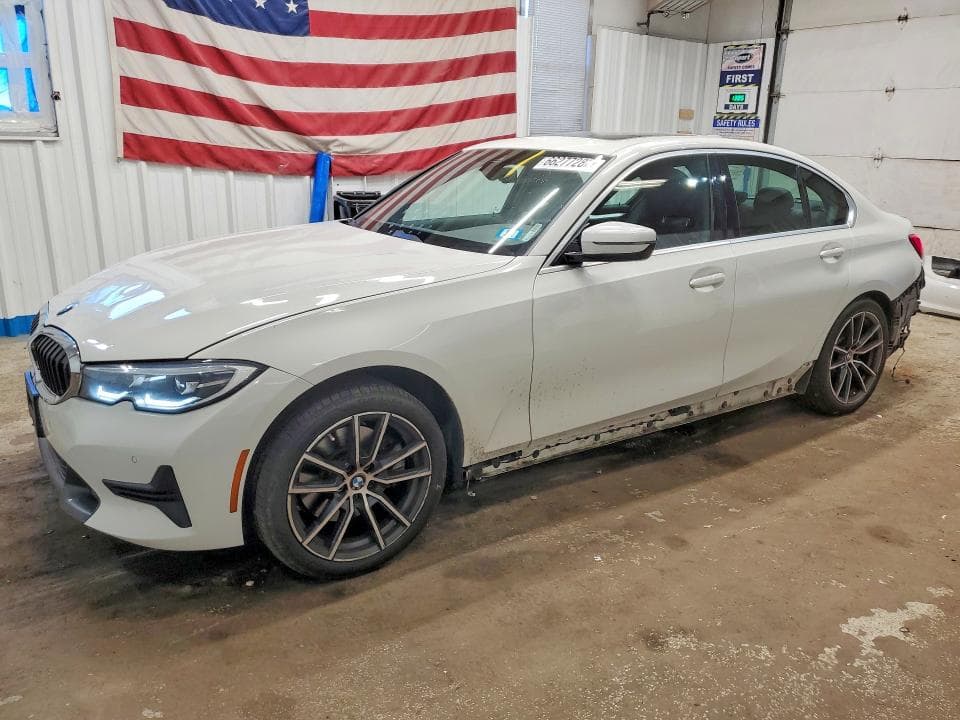 2021 BMW 32XI - 1