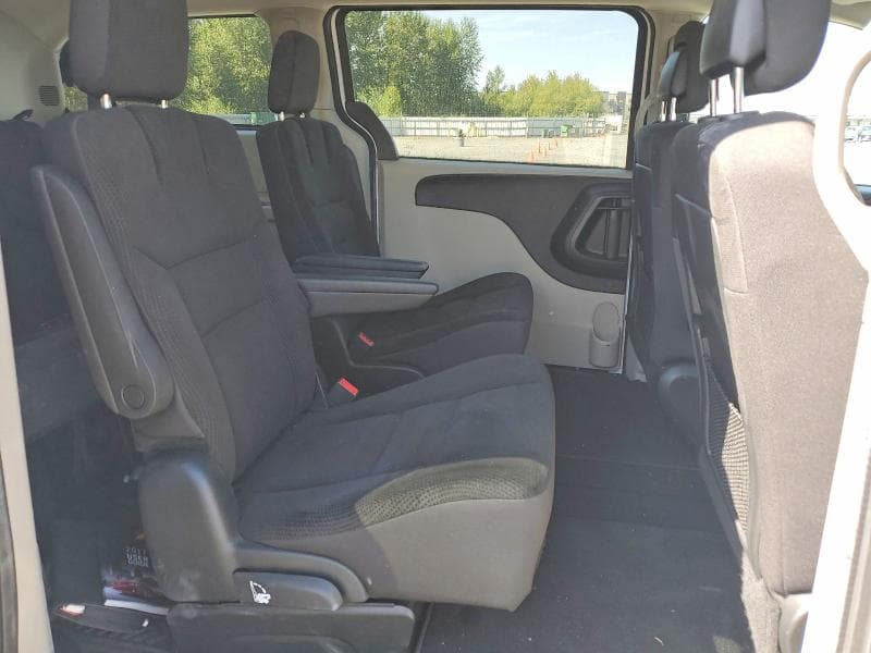 2017 DODGE GRAND CARAVAN SE 11