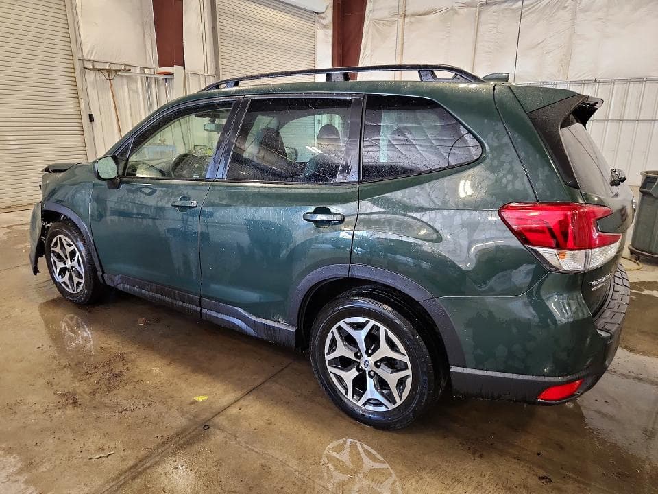 2023 SUBARU FORESTER PREMIUM 2