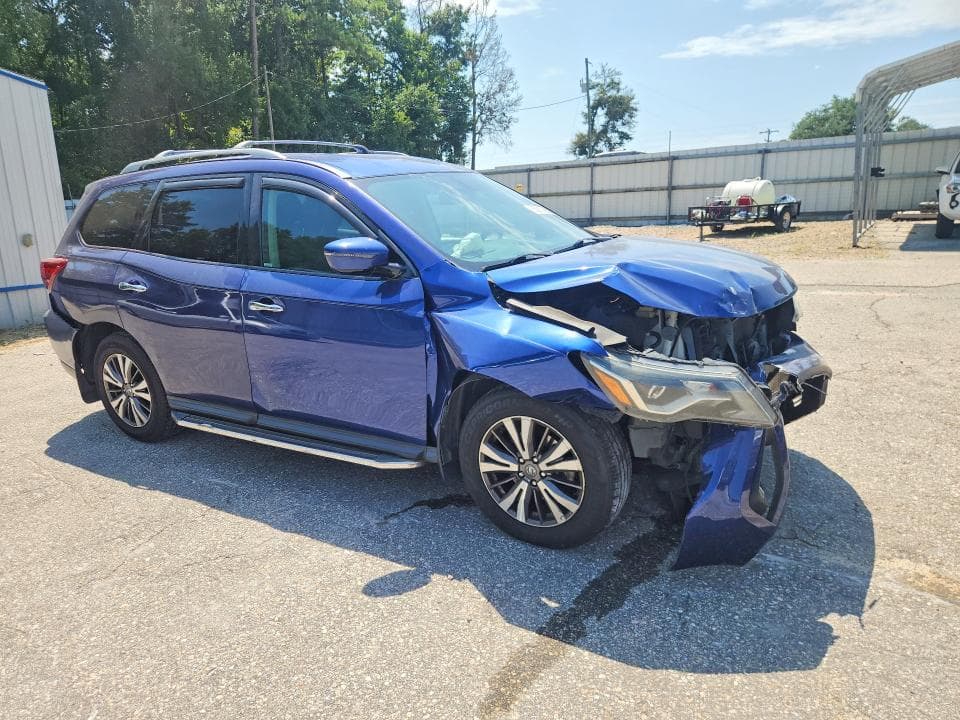 2017 NISSAN PATHFINDER SV 4