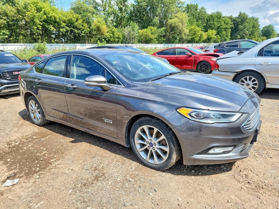 2017 FORD FUSION SE PHEV 4