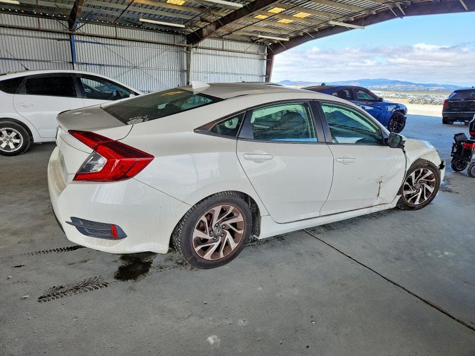 2017 HONDA CIVIC EX 3