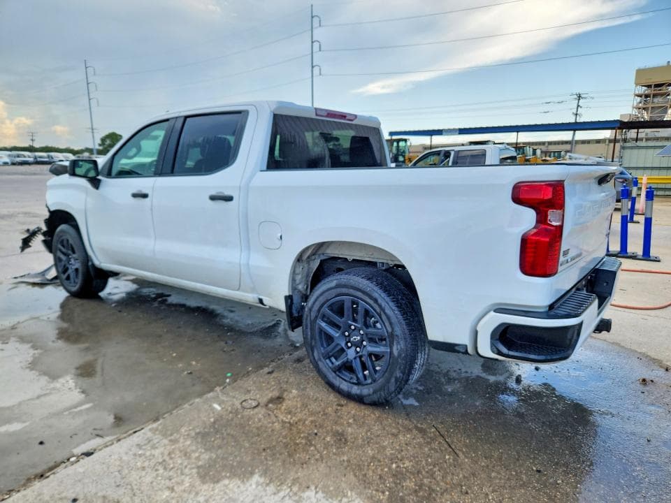2024 CHEVROLET SILVERADO C1500 CUSTOM 2