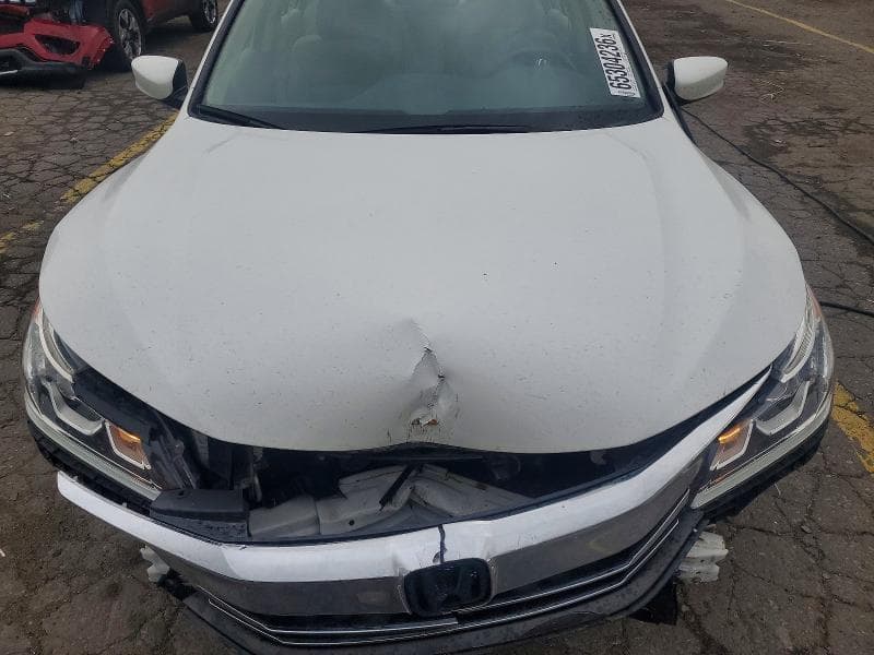 2017 HONDA ACCORD LX 11