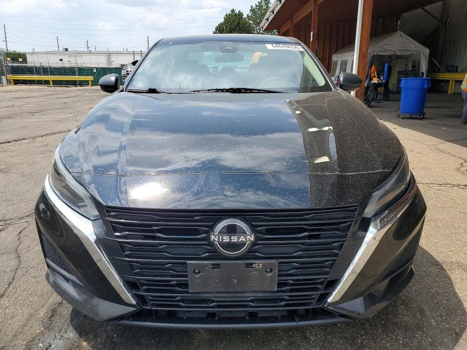 2024 NISSAN ALTIMA SV 5