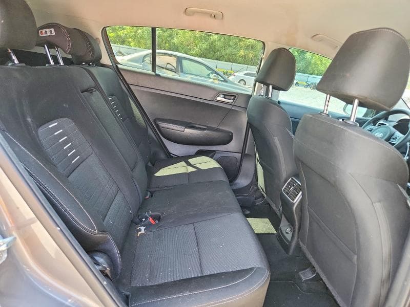 2018 KIA SPORTAGE LX 11