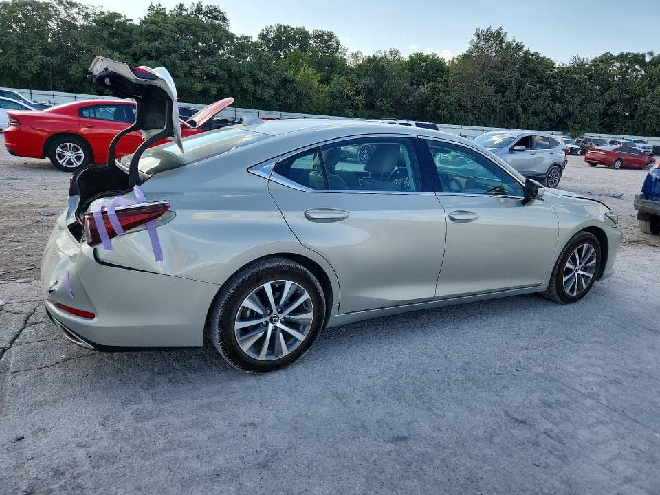 2020 LEXUS ES 350 3