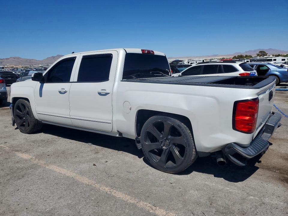 2018 CHEVROLET SILVERADO C1500 LT 2