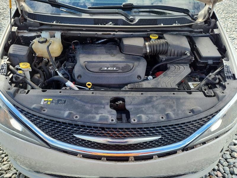 2017 CHRYSLER PACIFICA TOURING L 12