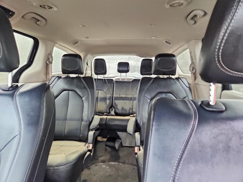 2024 CHRYSLER PACIFICA TOURING L 10
