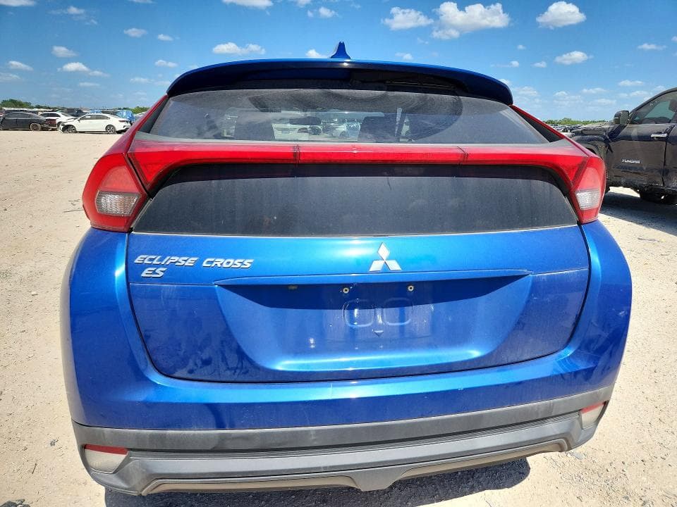 2020 MITSUBISHI ECLIPSE CROSS ES 6