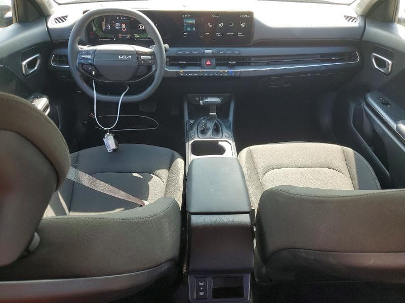 2026 KIA K4 LXS 8