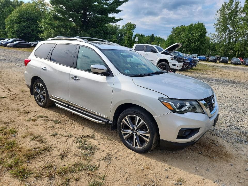 2018 NISSAN PATHFINDER S 4