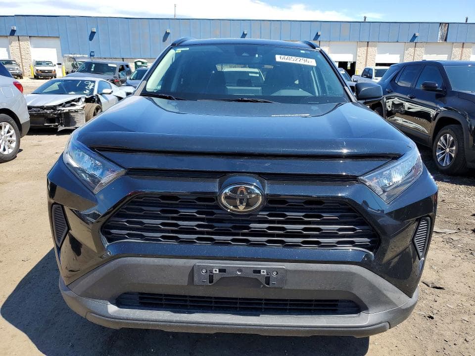 2021 TOYOTA RAV4 LE 5