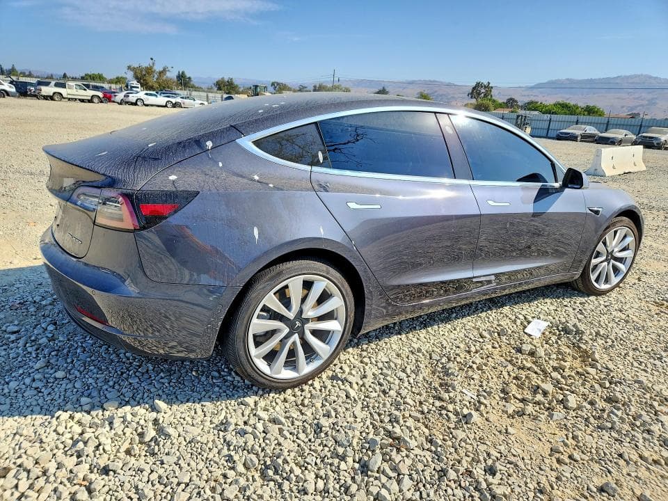 2018 TESLA MODEL 3 3