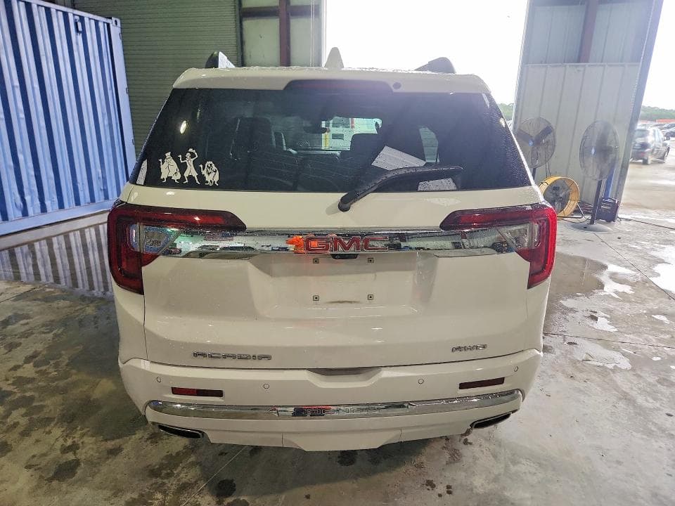 2023 GMC ACADIA DENALI 6