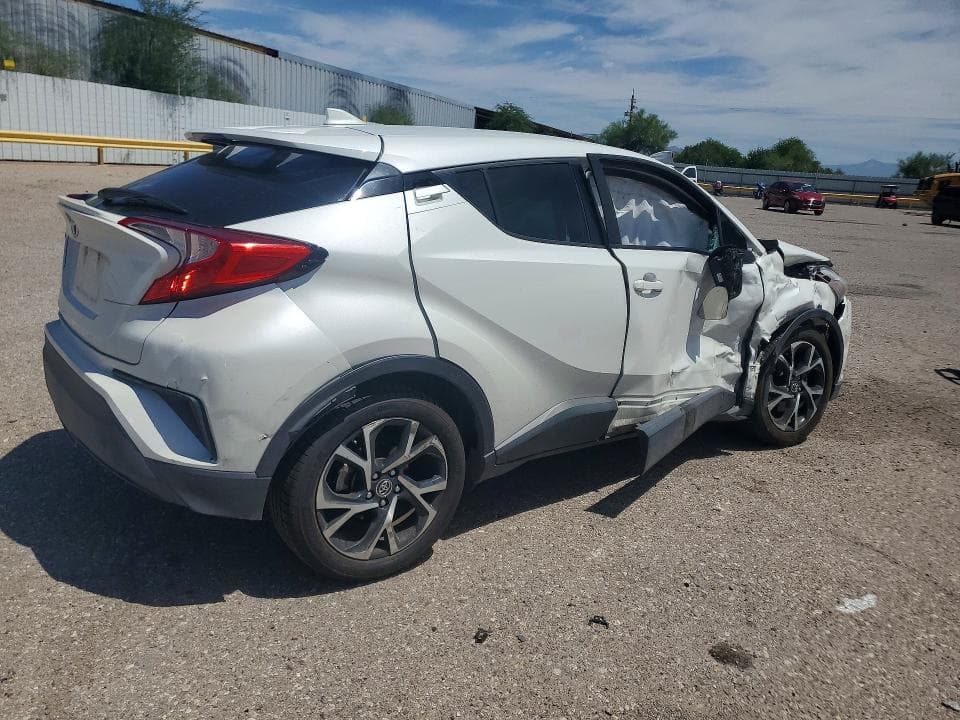 2018 TOYOTA C-HR XLE PREMIUM 3