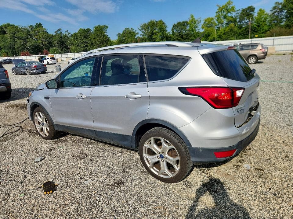 2019 FORD ESCAPE TITANIUM 2
