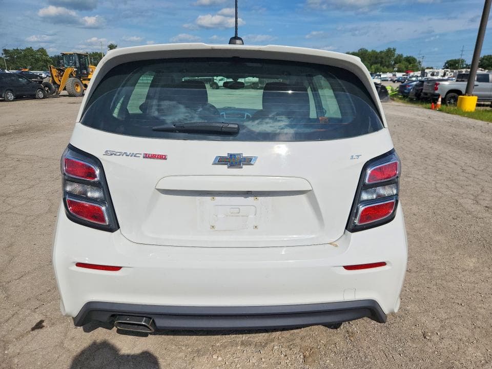 2018 CHEVROLET SONIC LT 6