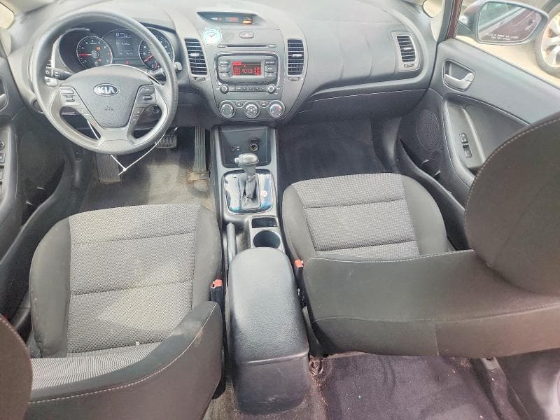 2017 KIA FORTE LX 8