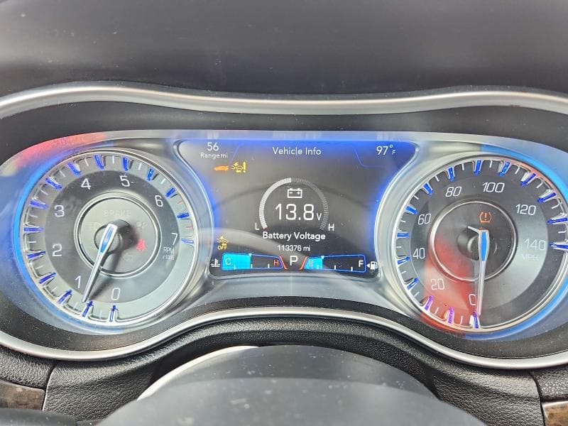 2017 CHRYSLER 300C 9