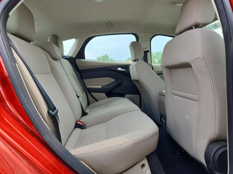 2018 FORD FOCUS SE 10