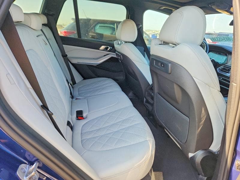 2023 BMW X5 XDRIVE45E 10