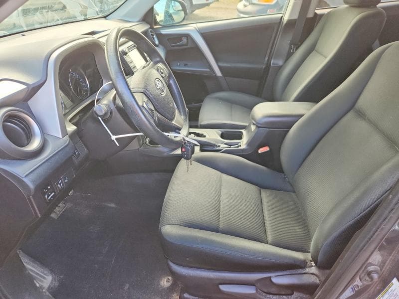 2017 TOYOTA RAV4 LE 7