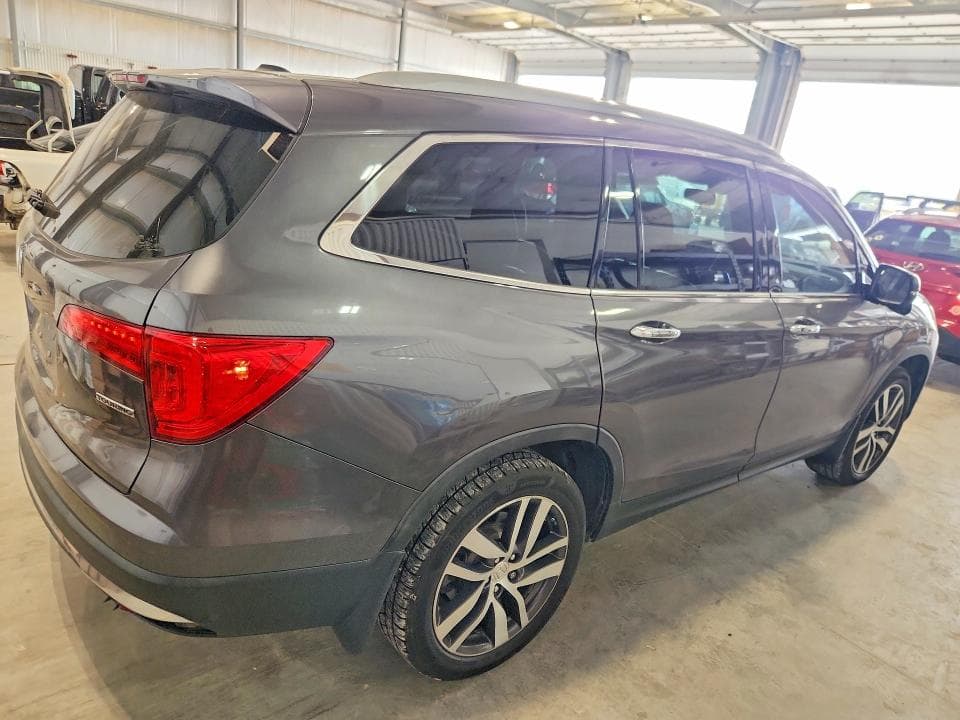 2017 HONDA PILOT TOURING 3
