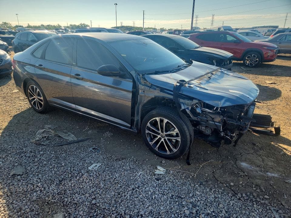 2025 VOLKSWAGEN JETTA SPORT 4