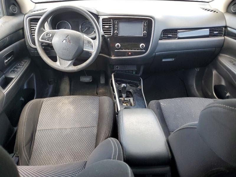 2020 MITSUBISHI OUTLANDER ES 8