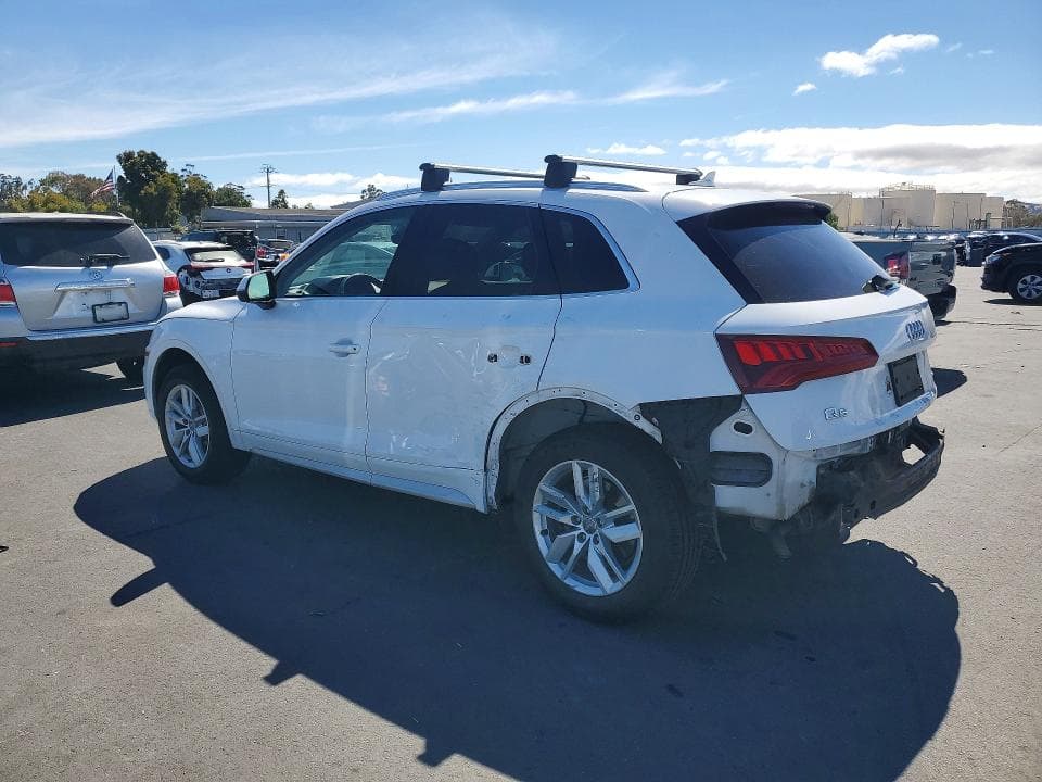 2020 AUDI Q5 PREMIUM 2