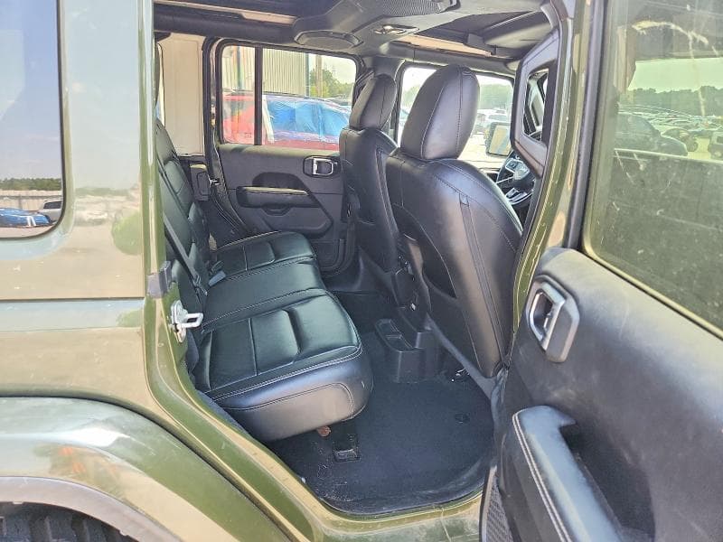 2020 JEEP WRANGLER UNLIMITED SAHARA 11