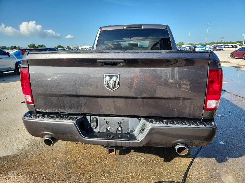 2018 RAM 1500 ST 6