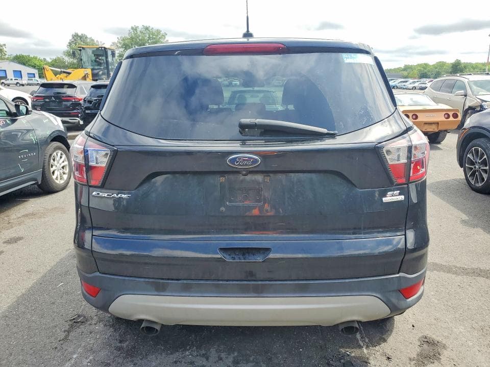 2017 FORD ESCAPE SE 6
