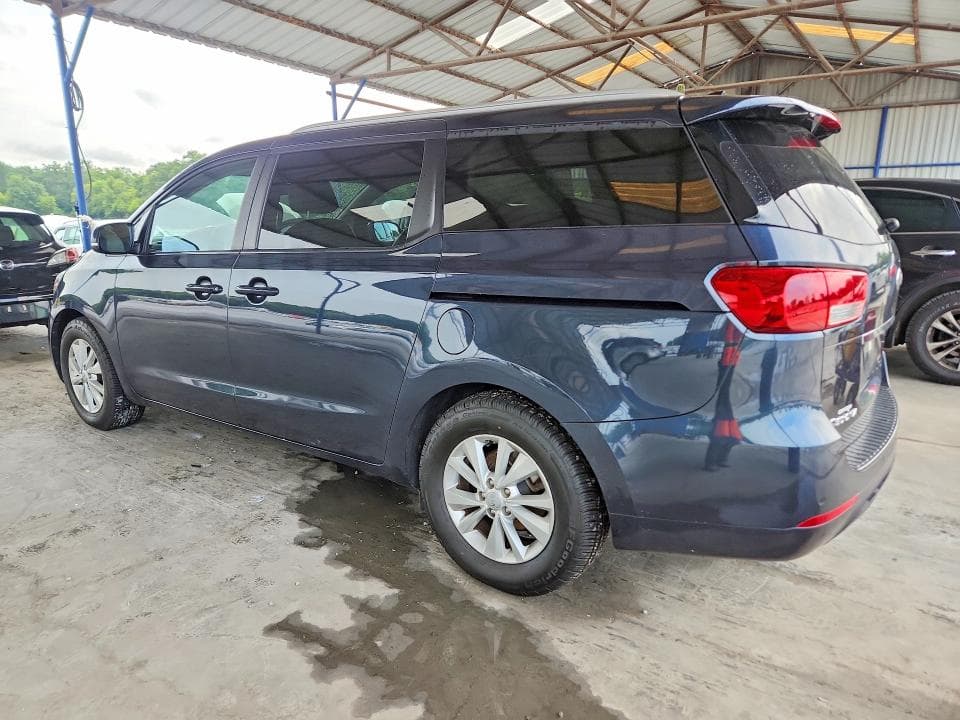 2017 KIA SEDONA LX 2