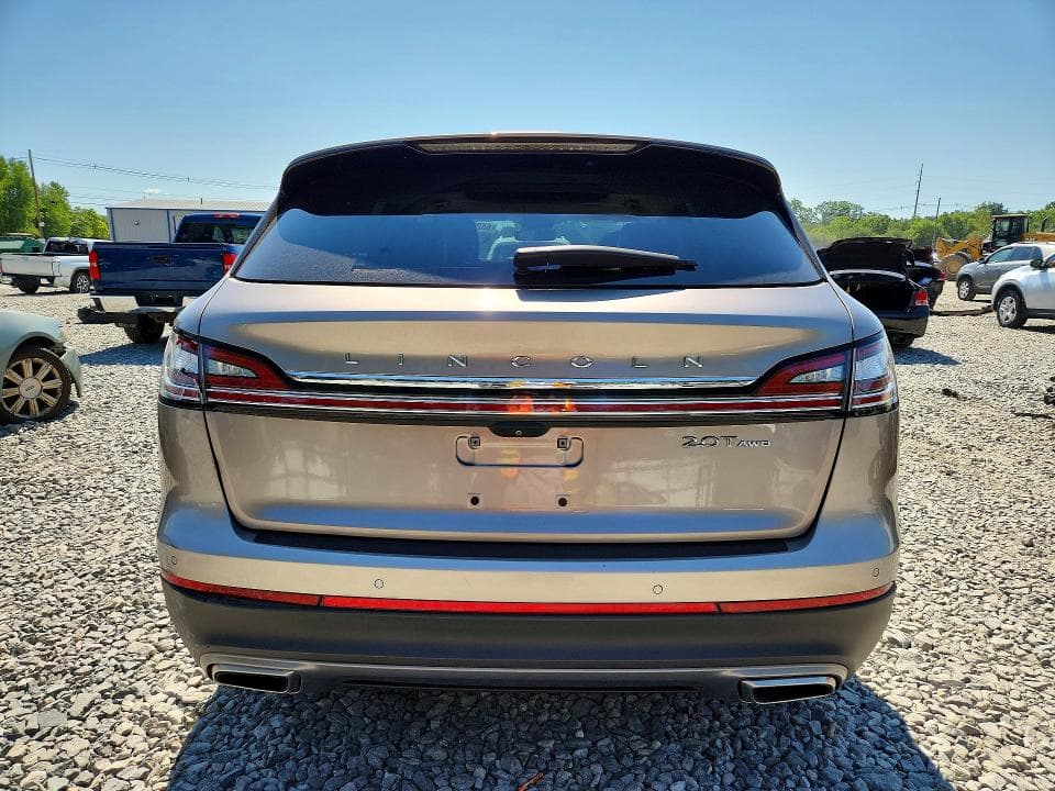 2019 LINCOLN NAUTILUS RESERVE 6