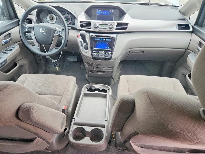 2017 HONDA ODYSSEY SE 8