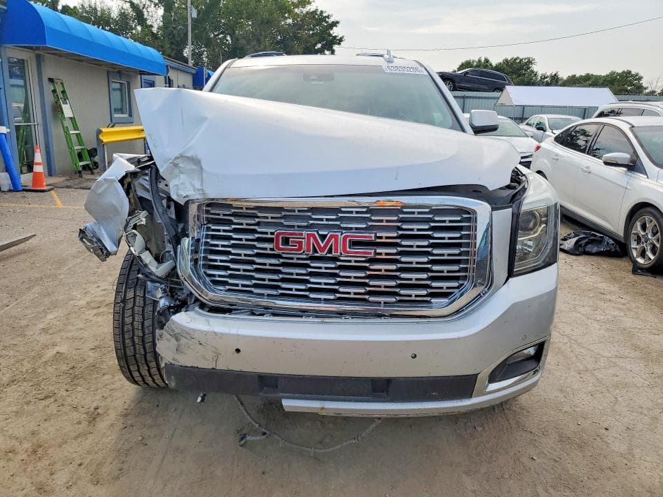 2020 GMC YUKON XL DENALI 5