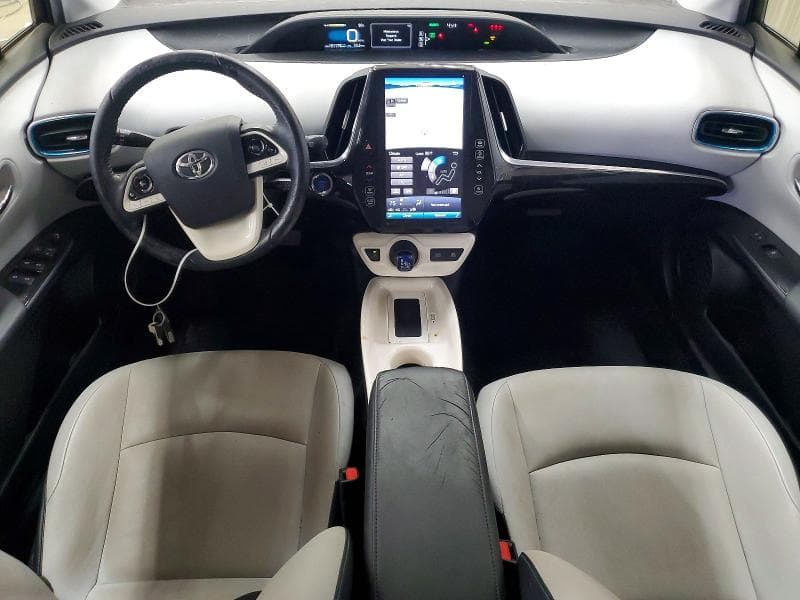 2018 TOYOTA PRIUS FOUR 8