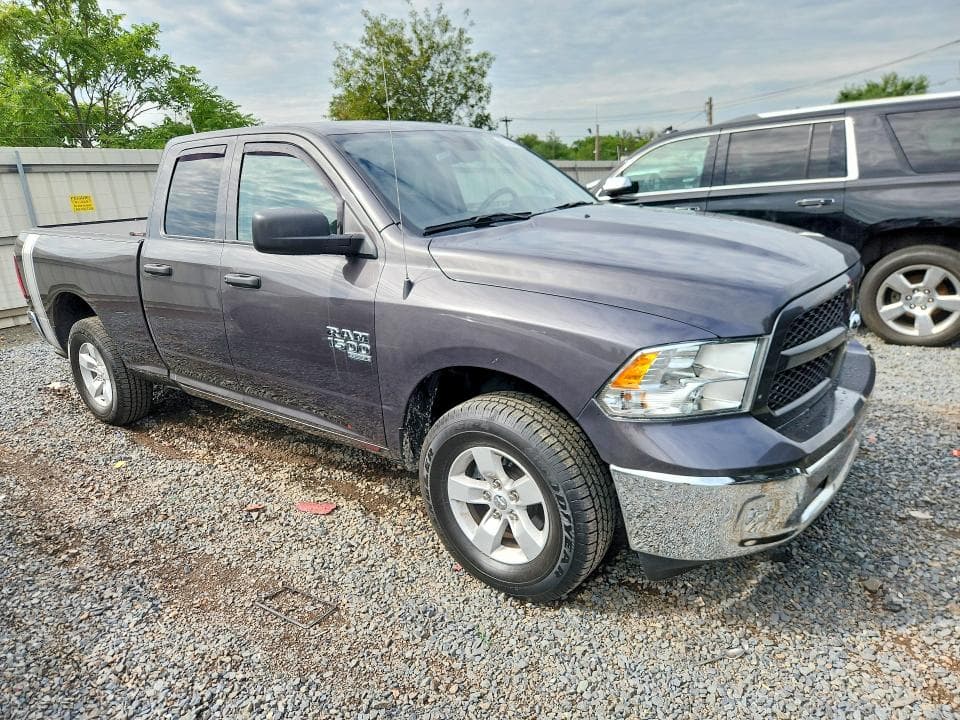 2023 RAM 1500 CLASSIC TRADESMAN 4