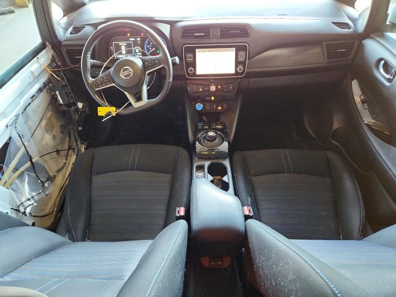 2020 NISSAN LEAF SV 8