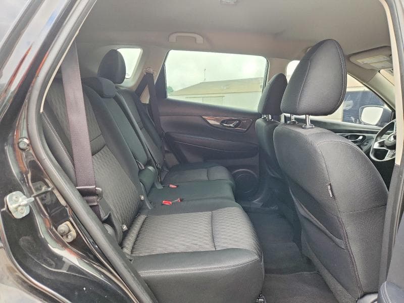 2019 NISSAN ROGUE SV 10