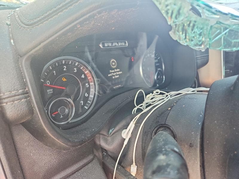 2019 RAM 1500 LARAMIE 9