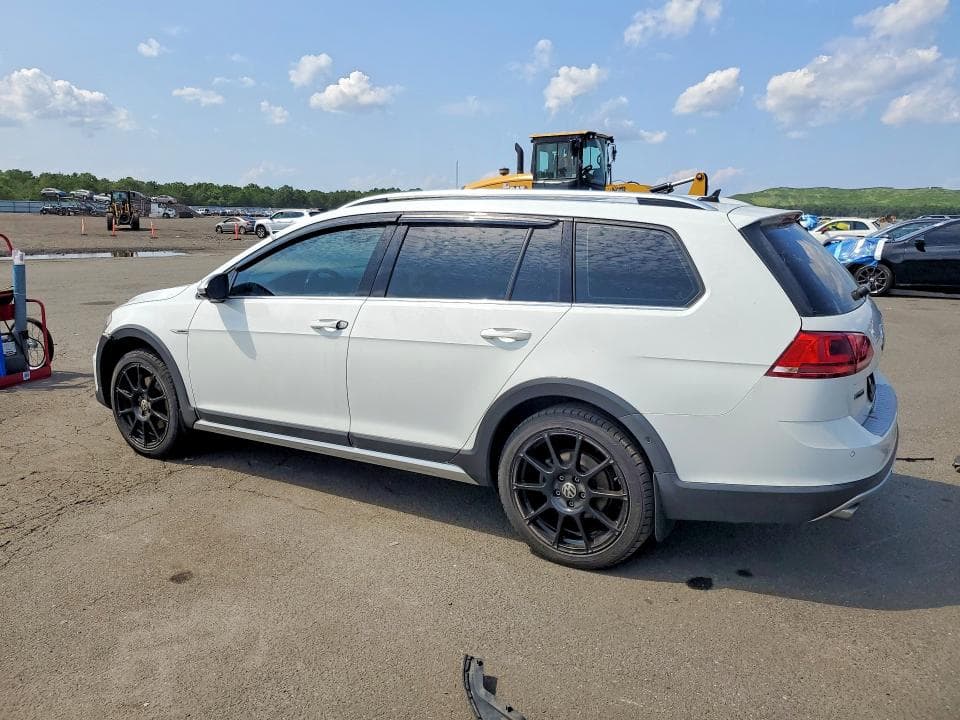 2017 VOLKSWAGEN GOLF ALLTRACK S 2