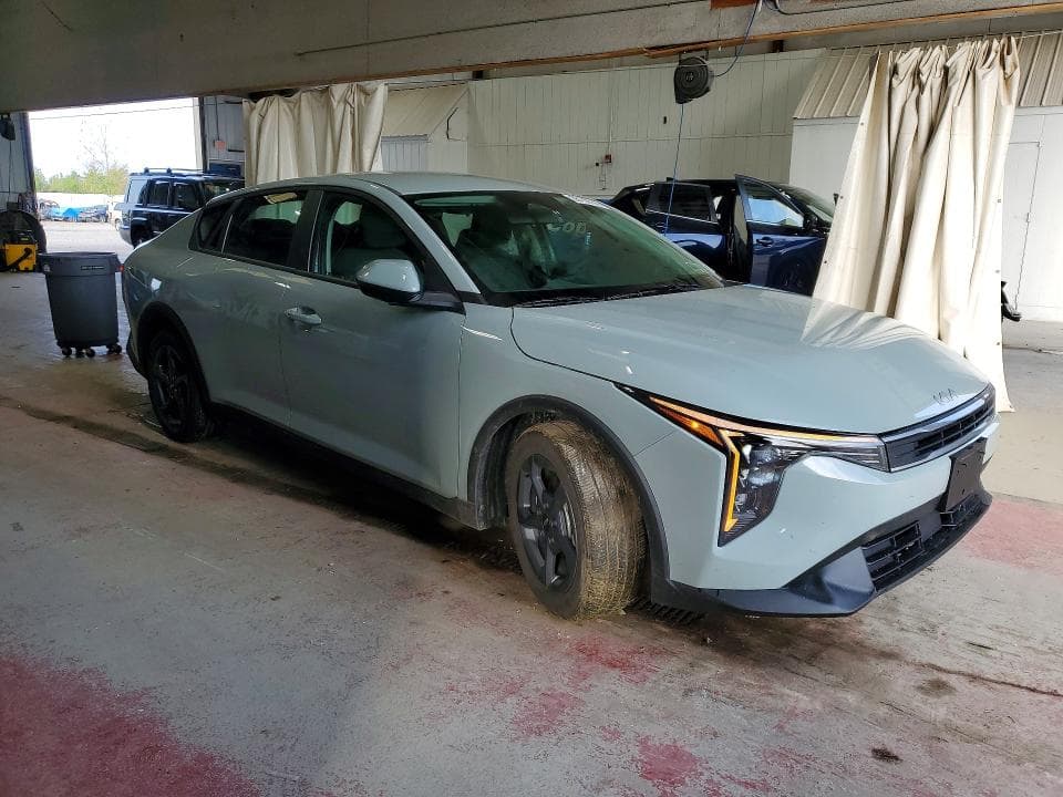 2026 KIA K4 LXS 4